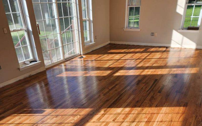 Sandless hardwood floor restoration