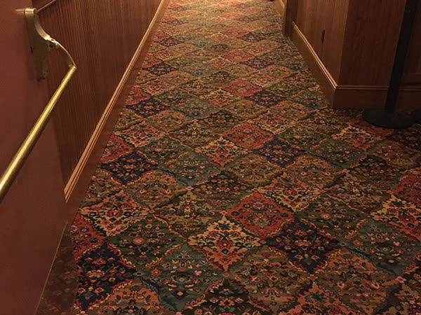 Patterned carpet installation
